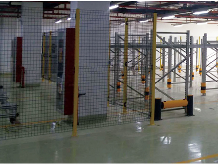 Sistema anticolisión flexible del estante del almacenamiento de VOLVO Warehouse