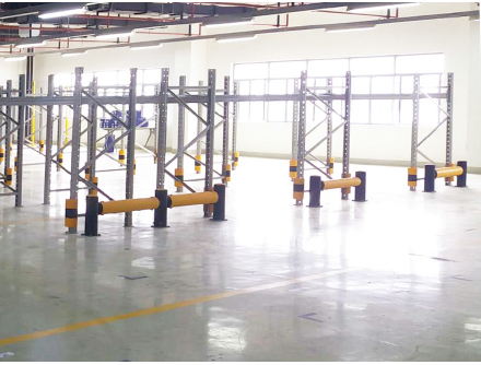 Sistema anticolisión flexible del estante del almacenamiento de VOLVO Warehouse