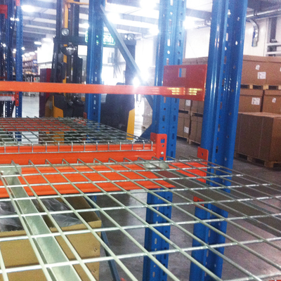 Revestimiento de malla de alambre para el almacén Pallet Racking Revestimientos de malla de alambre para estanterías metálicas