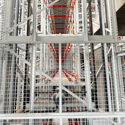 Sistema de almacenamiento tridimensional en el almacén del vehículo de transporte y transporte Sistema automatizado de almacenamiento y recuperación ASRS