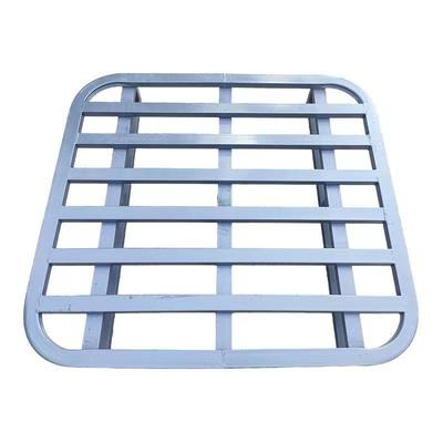 C04: Las paletas de acero con esquinas redondeadas se utilizan para almacenar granos ensacados, piensos, etc. Para evitar que las bolsas se rompan con las horquillas y facilitar el apilamiento y el almacenamiento.